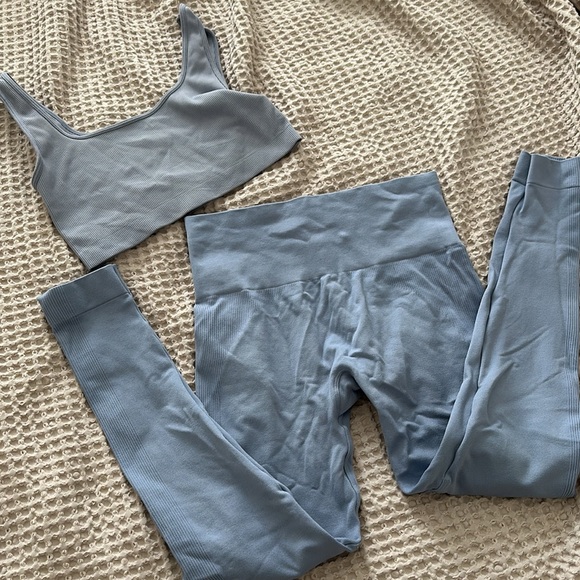 Set Active Workout Set Light Blue - Picture 3 of 3